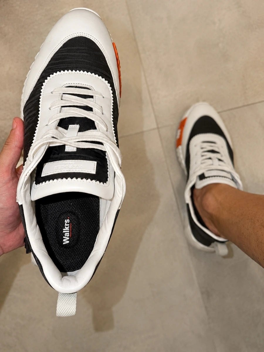 Customer using Walkrs insoles